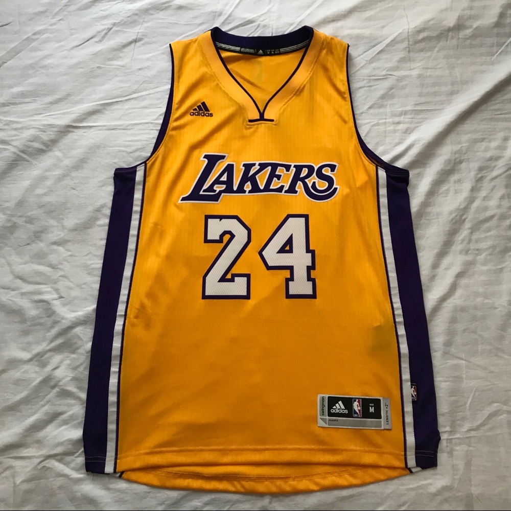 Adidas Lakers Kobe Bryant Jersey Men’s size Medium